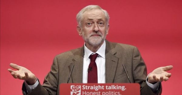Ken Loach: “Corbyn não deve pagar pelos pecados de Blair, Brown e o Novo Trabalhismo”