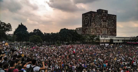 Por que lutam os estudantes do México?