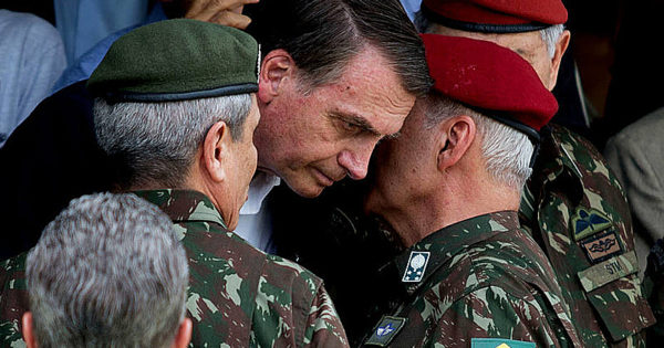 Crisis política y peligro autoritario en el gobierno de Bolsonaro